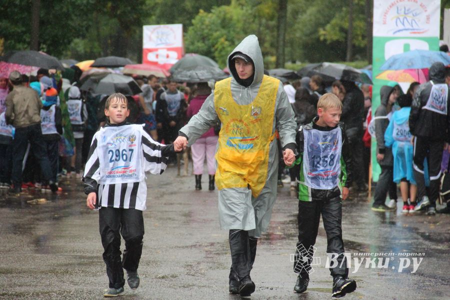 В Великих Луках прошел «Кросс Нации - 2015» (фото)