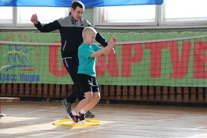 В Великих Луках стартовали спортивные соревнования среди дошколят «Юные олимпионики»