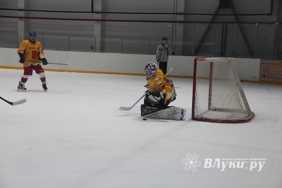 ХК «Луки-Экспресс» обошла псковскую «Гвардию» по буллитам (ФОТО)