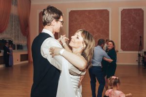 Великолучан приглашают на «Прогулку по Парижу» (0+) (ФОТО)