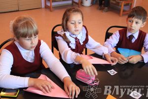 Великолукских лицеистов посвятили в «Маленькие мастера»