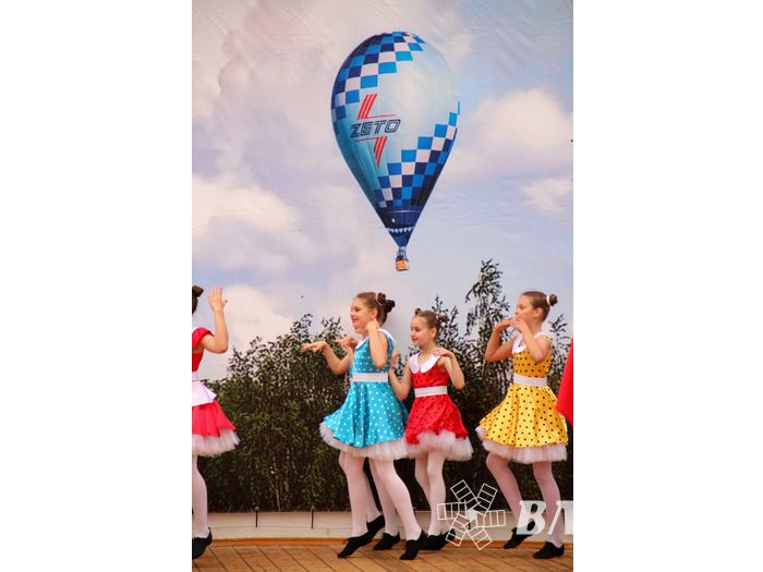 В Великих Луках День России отметили большим концертом (ФОТО)