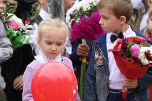 Школа №12 встретила День знаний (фото)