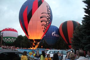 Ночным свечением аэростатов завершилась 24-я Международная встреча воздухоплавателей (ФОТО)