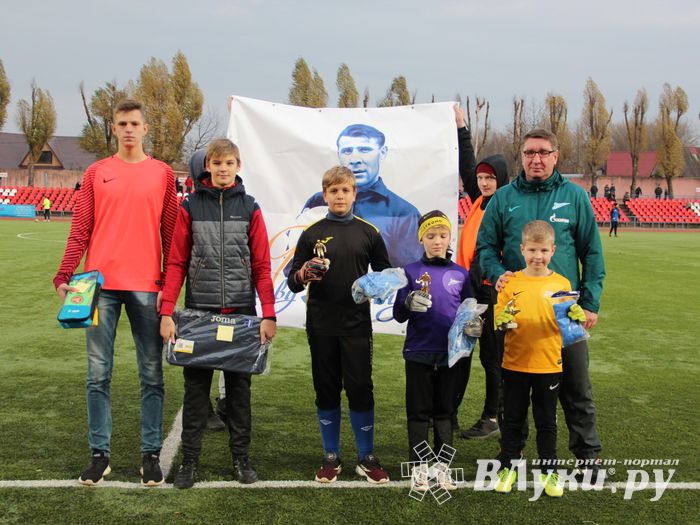 Матч «Луки-Энергия» - «Долгопрудный» на стадионе «Экспресс» (ФОТО)