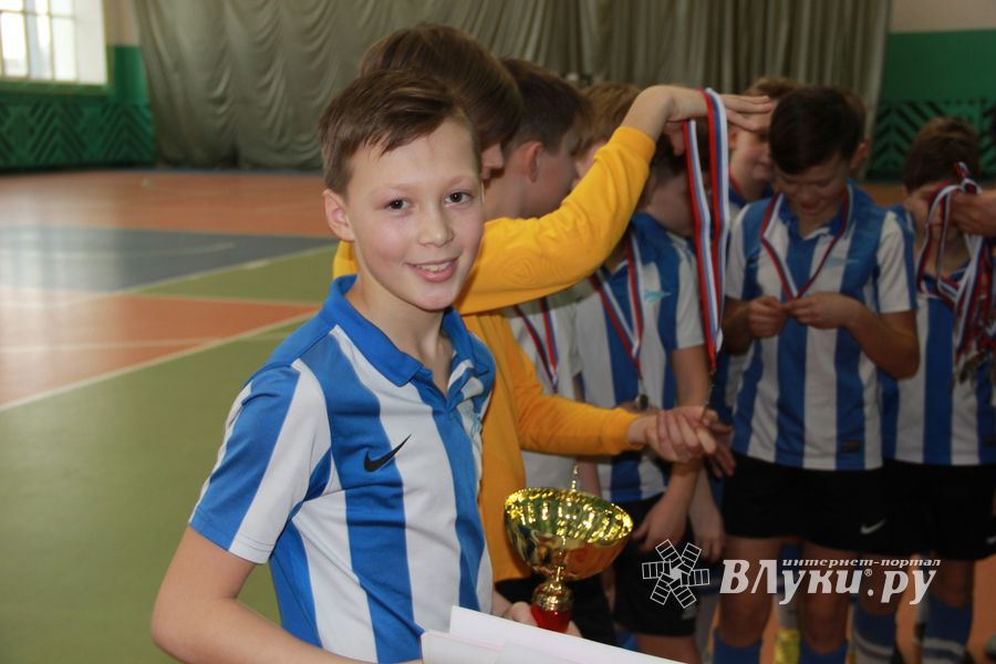 В Великих Луках прошел 15-й Традиционный Международный турнир по мини-футболу (ФОТО)