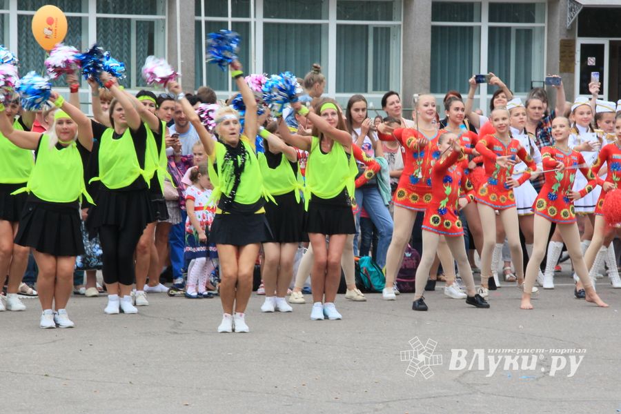 Лучшие мажоретки и барабанщицы награждены (ФОТО)