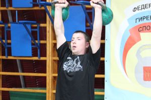 В Великих Луках прошла спартакиада по гиревому спорту среди предприятий и организаций города (фото)