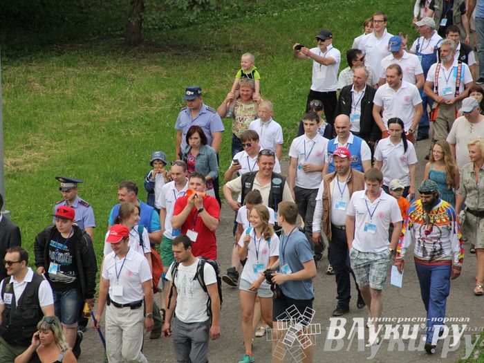 Открытие 19-й Международной встречи воздухоплавателей в Великих Луках