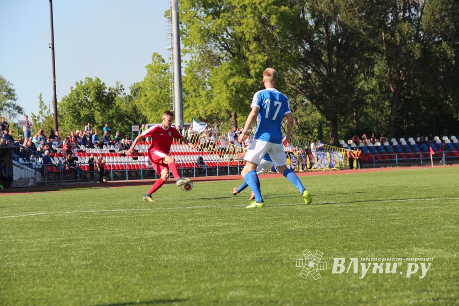 Великолучане проиграли последний домашний матч дебютного сезона (ФОТО)