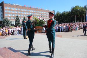 Военный парад в Великих Луках, часть II (ФОТО)