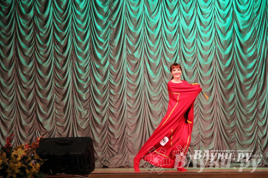 В Великих Луках прошел конкурс «Мисс A-Dance-2015» (фото, видео)