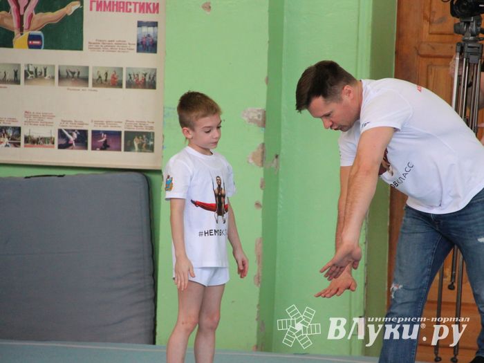 Сегодня Великие Луки посетил четырехкратный олимпийский чемпион Алексей Немов (ФОТО)