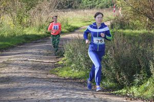 Легкоатлетический осенний кросс прошел в Великих Луках (фоторепортаж)