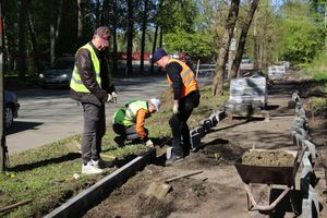 На улицах Дворецкой и Виноградова появится тротуар (ФОТО)