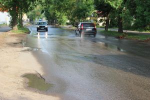 Великолучанам из Заречной части советуют запастись водой (ФОТО)