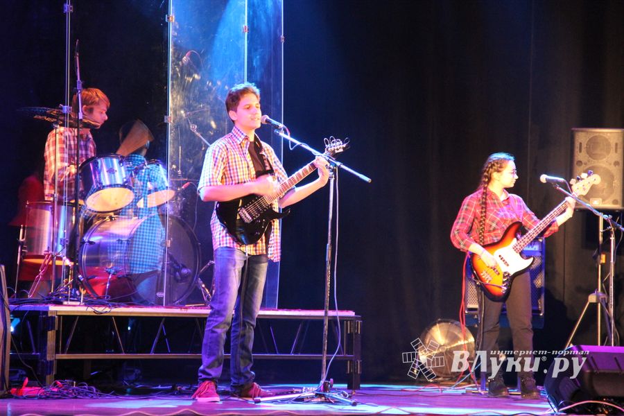 В Великих Луках состоялся финал музыкального медиа проекта «Новые Голоса на Новом Радио» (ФОТО)