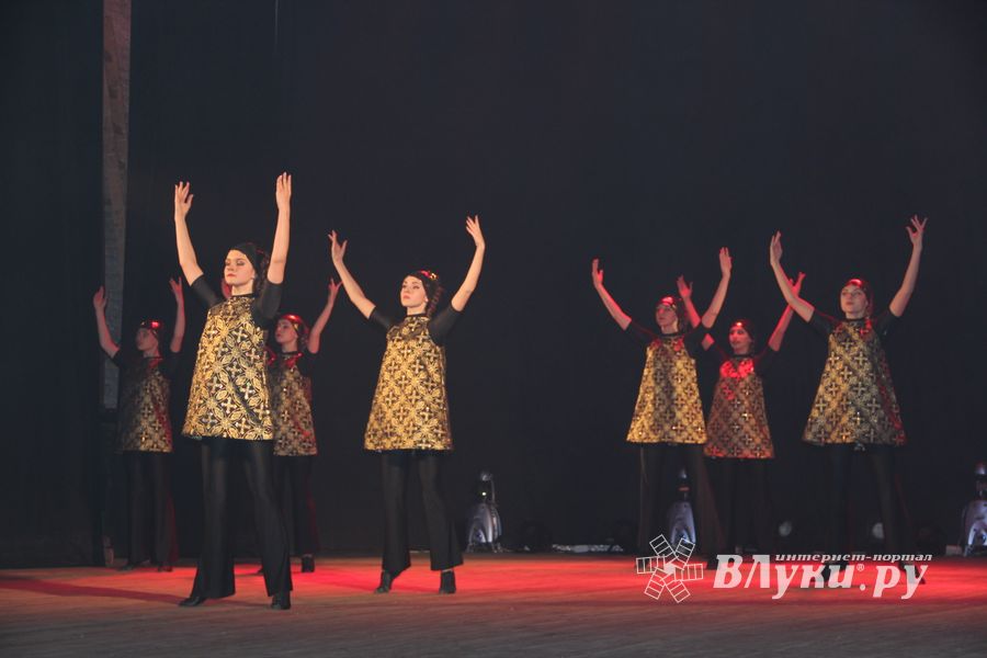 18 мая состоялся юбилейный концерт коллектива мажореток «Золотые погоны» (ФОТО)