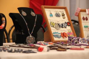 В Великих Луках состоялась презентация творческого объединения мастеров декоративно-прикладного искусства «Калейдоскоп» (фото)