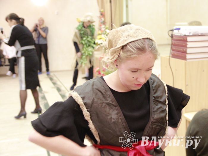 Великолукские первоклассники перевоспитали Бабу-Ягу (ФОТО)