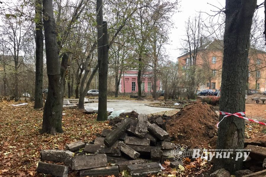 Ремонт в сквере на ул. Пушкина (ФОТО)