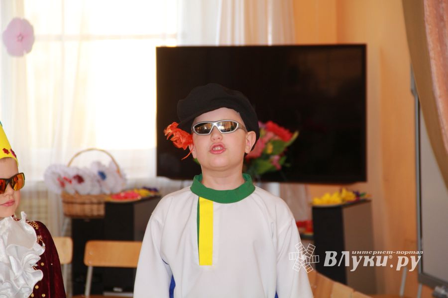 8 марта в саду 26