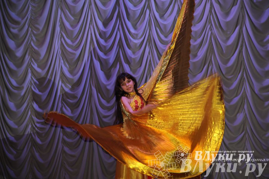 Танцевальный концерт «Восточные краски осени» прошел в музыкальной школе