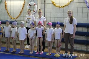 Юные великолучане соревновались за кубок Деда Мороза (фото)