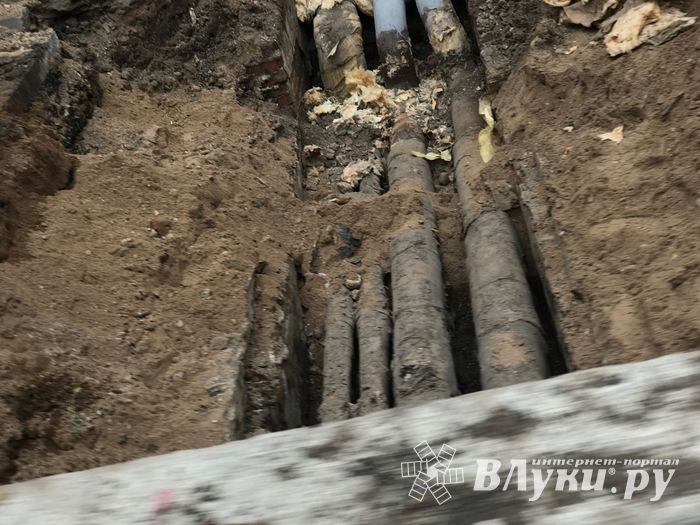 На пр. Гагарина меняют участок теплотрассы (ФОТО)