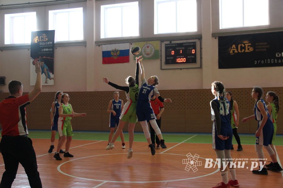 Велуколучанки стали победителями на Традиционном турнире по баскетболу (ФОТО)