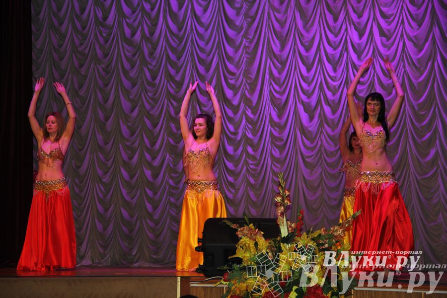 Танцевальный концерт «Восточные краски осени» прошел в музыкальной школе