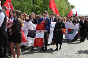 Парад Победы в Великих Луках (фото)