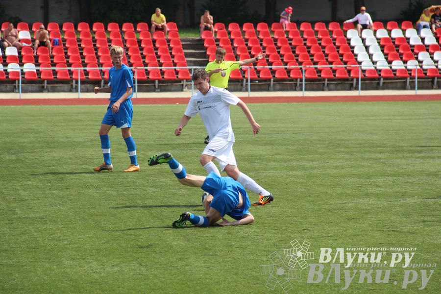 Футбольный матч в рамках Чемпионата Псковской области