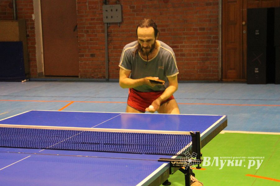 В Великих Луках прошёл чемпионат по настольному теннису
