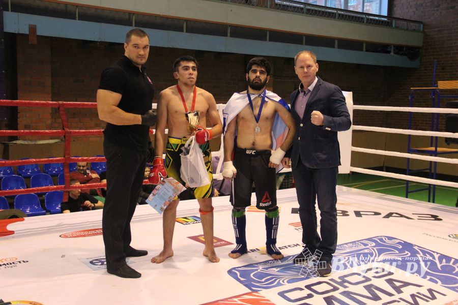 В Великих Луках прошел международный открытый Кубок по смешанному боевому единоборству (ФОТО) (16+)