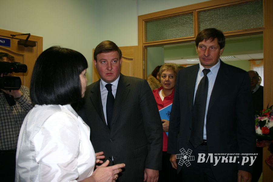 Губернатор области принял участие в торжественной церемонии открытия нового детского сада (ФОТО)