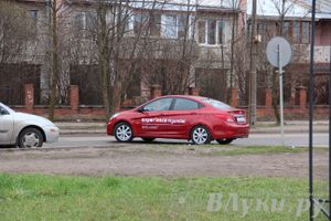 В Великих Луках прошла автомобильная ярмарка