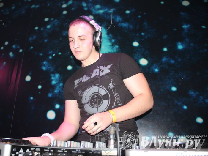 Битва Ди-джеев