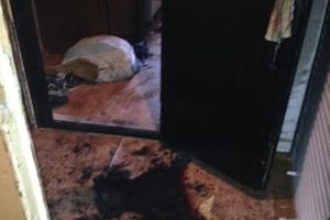 На Дружбе мужчина устроил пожар (ФОТО)