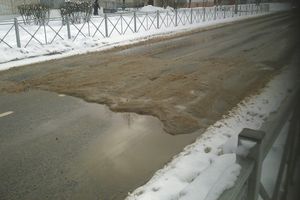 На улице Печорской появился лежачий полицейский (ФОТО)