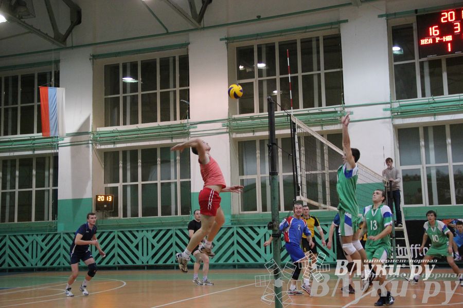 Сборная Великолукского района стала обладателем Кубка города по волейболу (фото)