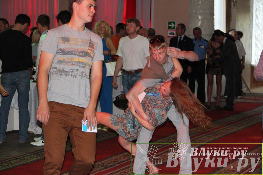 Церемония закрытия 18-й Международной встречи воздухоплавателей в Великих Луках, торжественное награждение