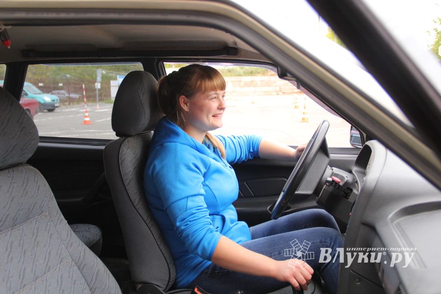 11 сентября участницы конкурса «Автоледи 2015» боролись за номинацию «Авто Виртуоз» (фото, видео)