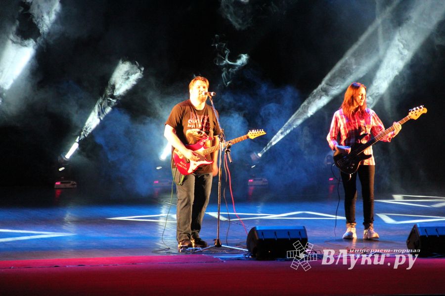 В Великих Луках состоялся финальный концерт медиа проекта «Новые Голоса на Новом Радио» (ФОТО)