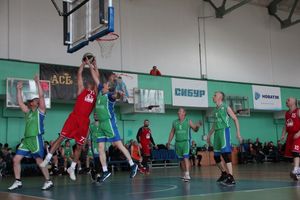 Великолучане — серебряные призеры межрегионального турнира ветеранов баскетбола (ФОТО)