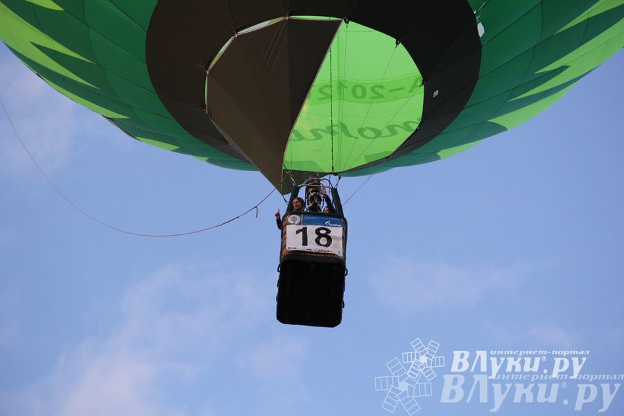 Пилоты совершили третий спортивный полет