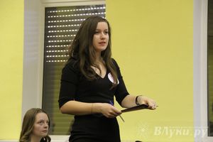 В Великих Луках прошла игра «Молодой политик» (фото)