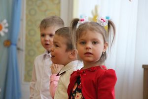 Малыши сада №1 поздравили мам и бабушек с 8 марта