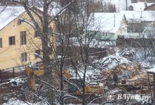 По Лунному переулку в Великих Луках сносят барак (ФОТО)