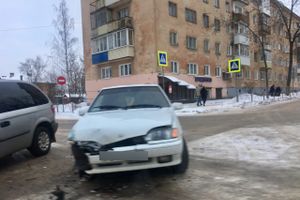 ФОТОФАКТ: Очередное ДТП в Великих Луках